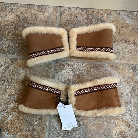 Ugg Tasman Shearling Headband  NWT main image 4
